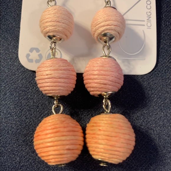 New Icing Dangle Waxed Cable Earrings - Picture 5 of 5